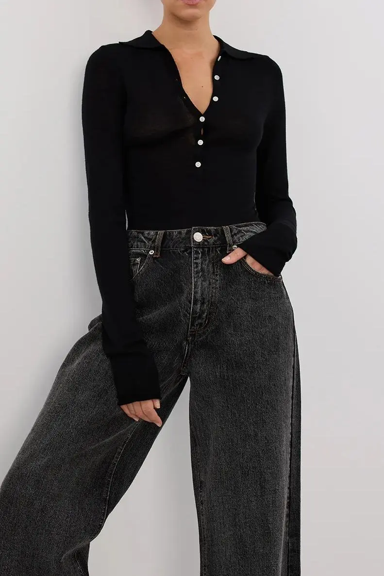 BLACK POLO KNIT TOP