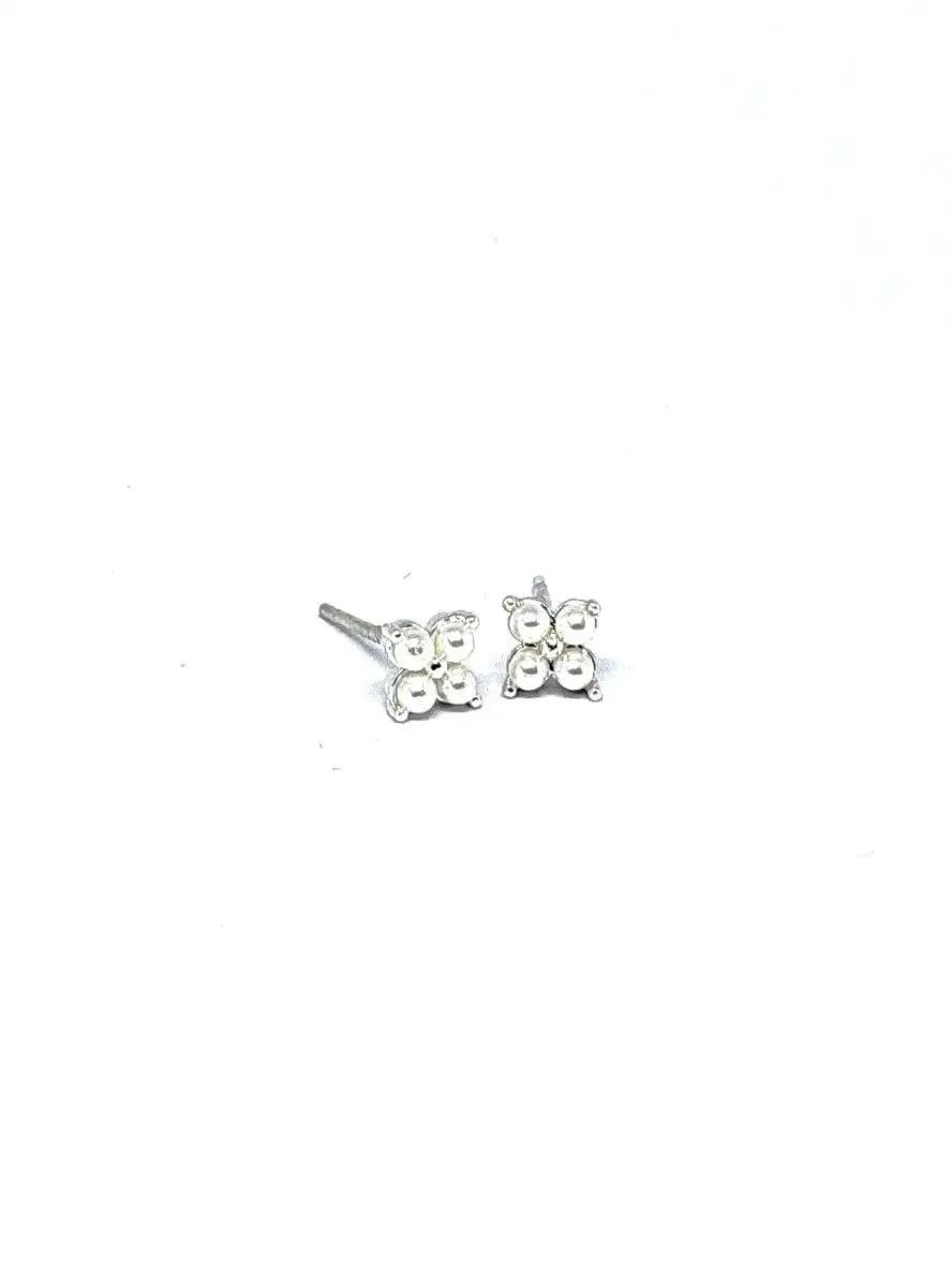 Gorgeous Stud Earrings