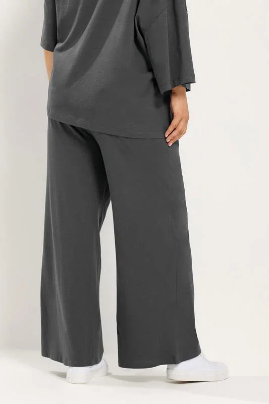 Grey Wide Leg Leggings detail 2