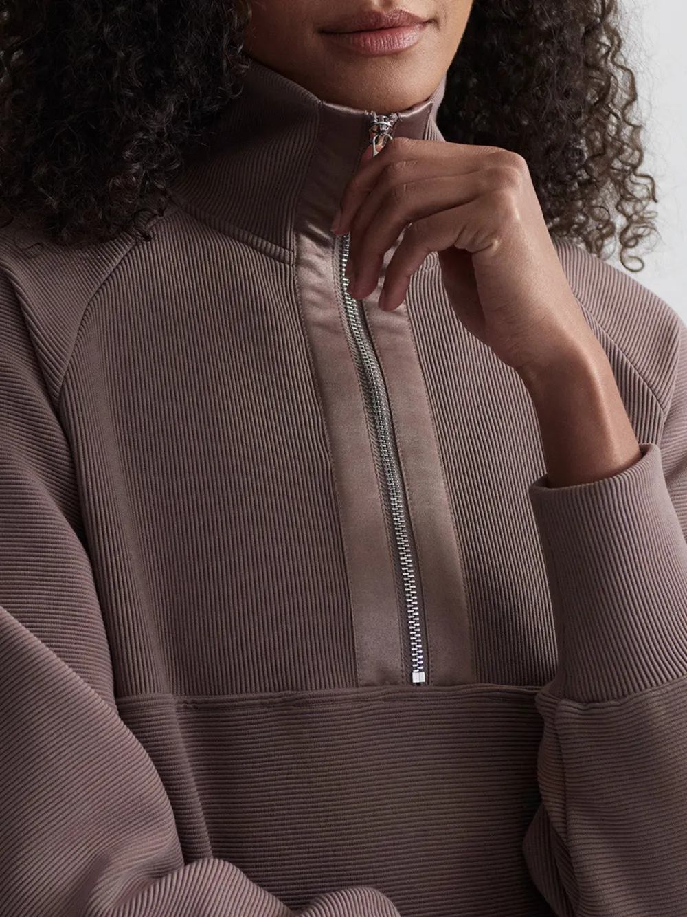 Casual Half-Zip High-Collar Ribbed Sweatshirt