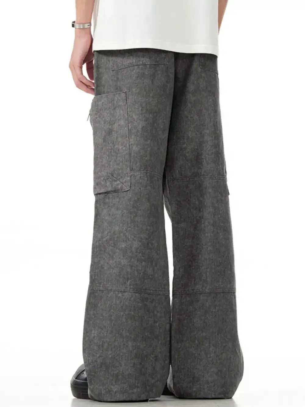 Classic Wide Leg Cargo Pants