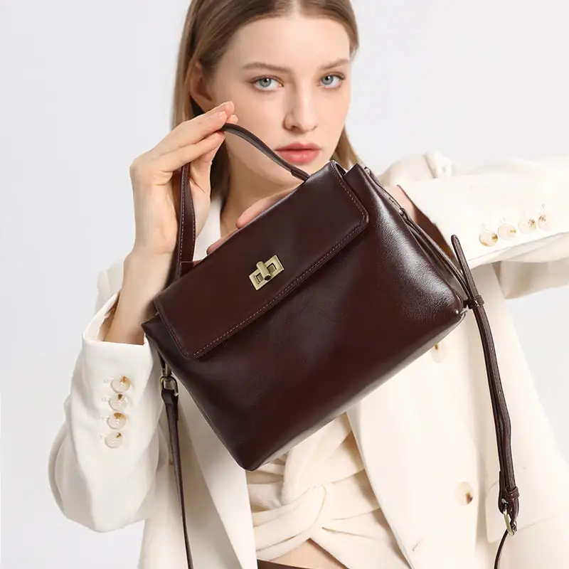 Classic Casual: Genuine Leather Luxury Handbag