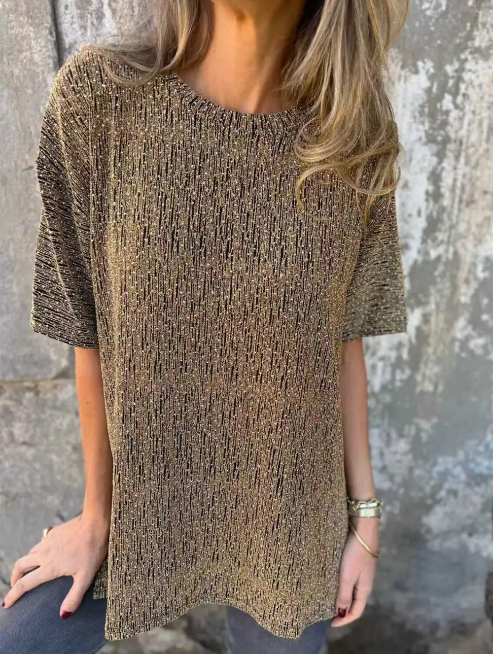 Shiny Thread Crew Neck Tee
