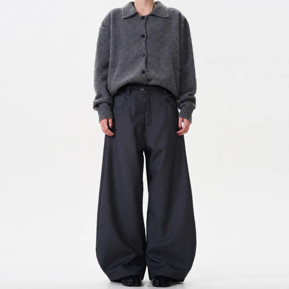 Relaxed Wide-Leg Trousers
