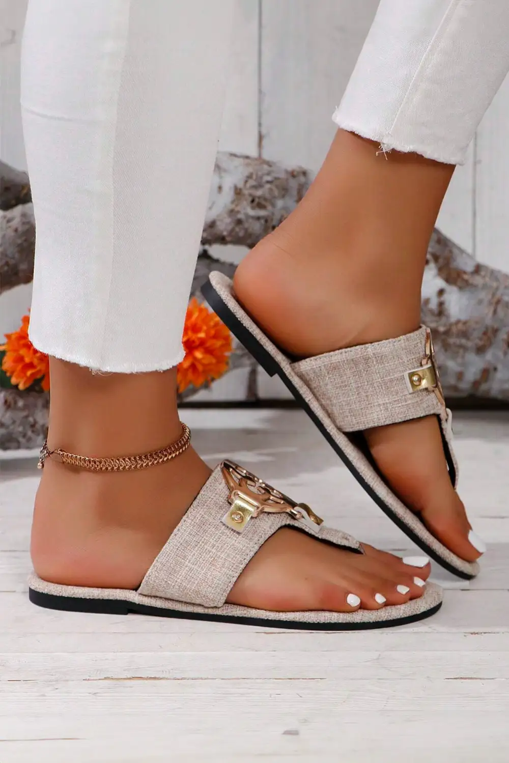 Metal Décor Leather Thong Slide Slippers