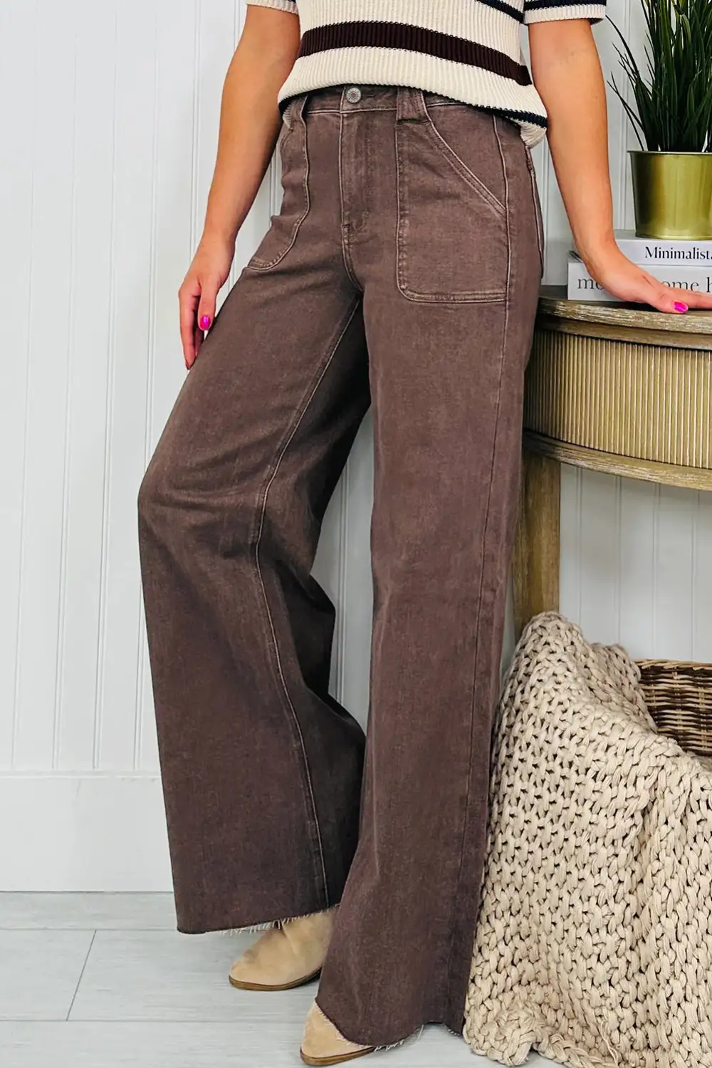 Women's Retro Washed Patch Pocket Loose Jeans