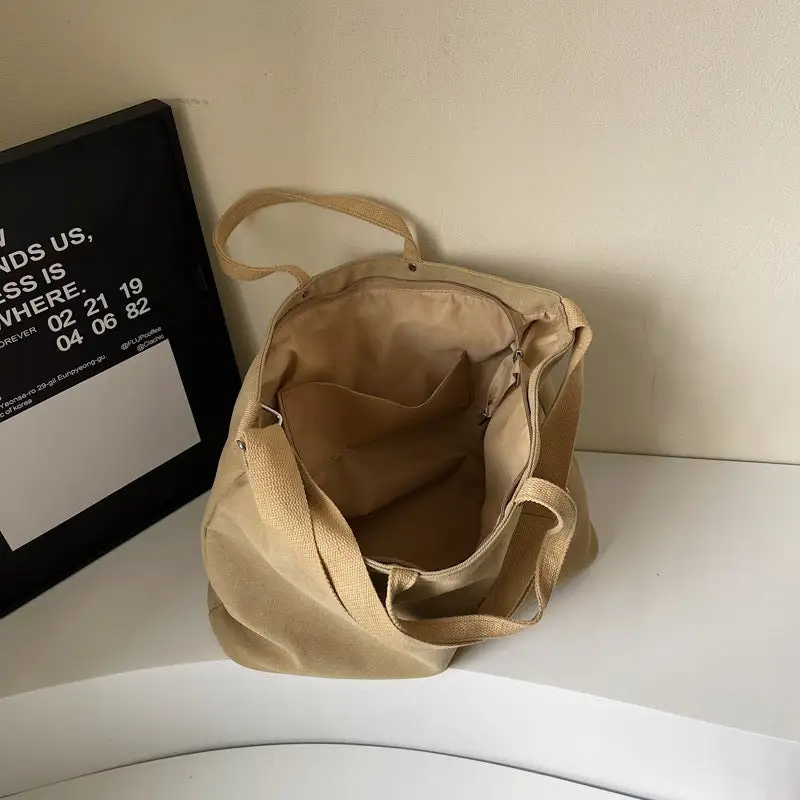 Commuter Tote Bag
