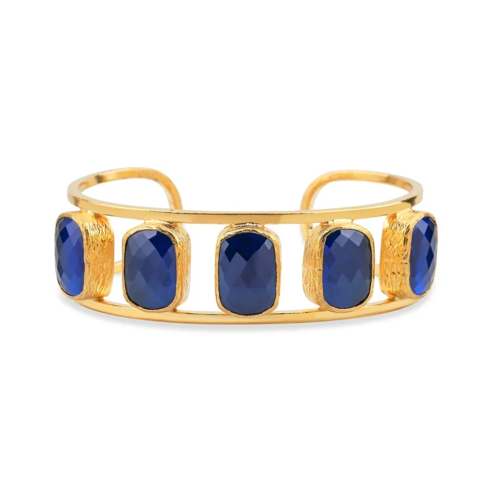 Refined Everyday Accessory 19