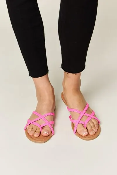 Open-Toe Crisscross Flat Sandals