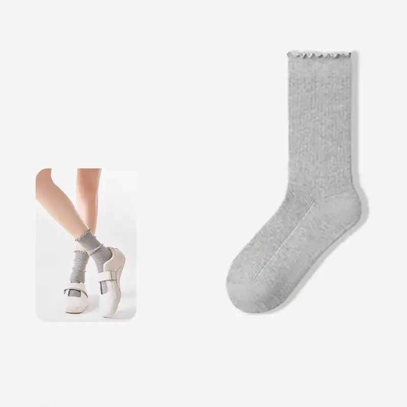 Lettuce Trim Ribbed Slouch Crew Socks