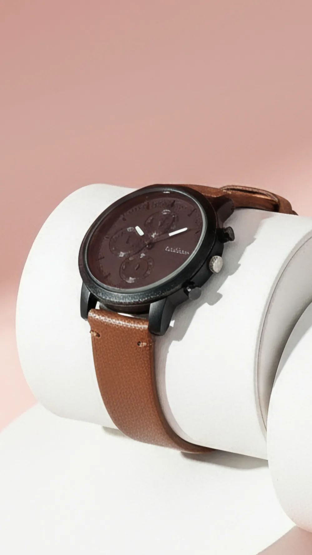 Round Face Subdial Fashion Watch