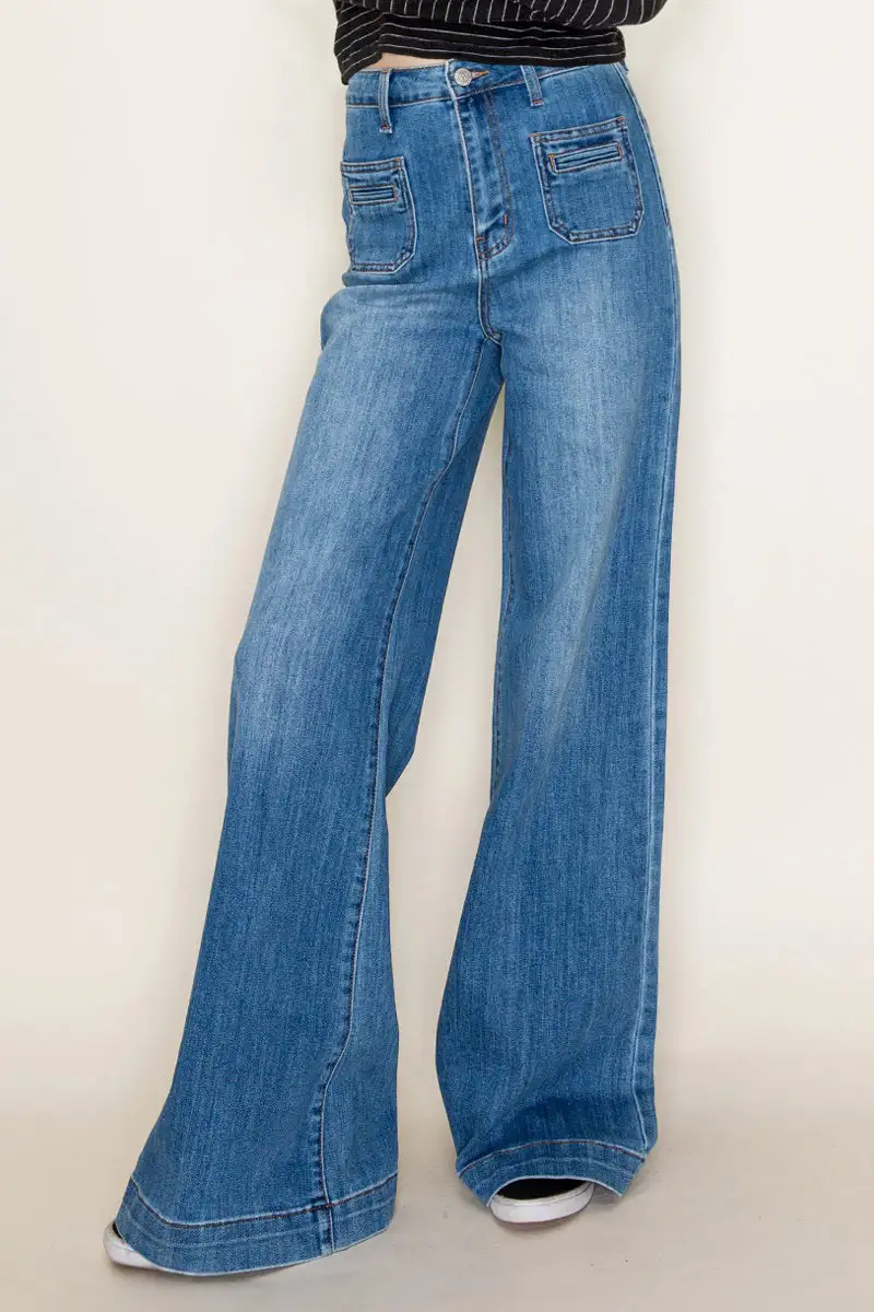 Women's High Rise Patch Pocket Wide Leg Stretch Denim Jeans