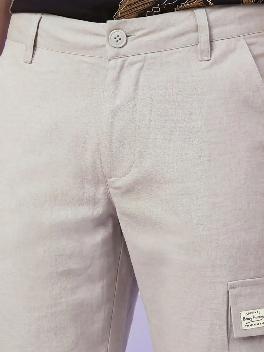 Classic Straight-Fit Mid-Rise Cargo Trousers