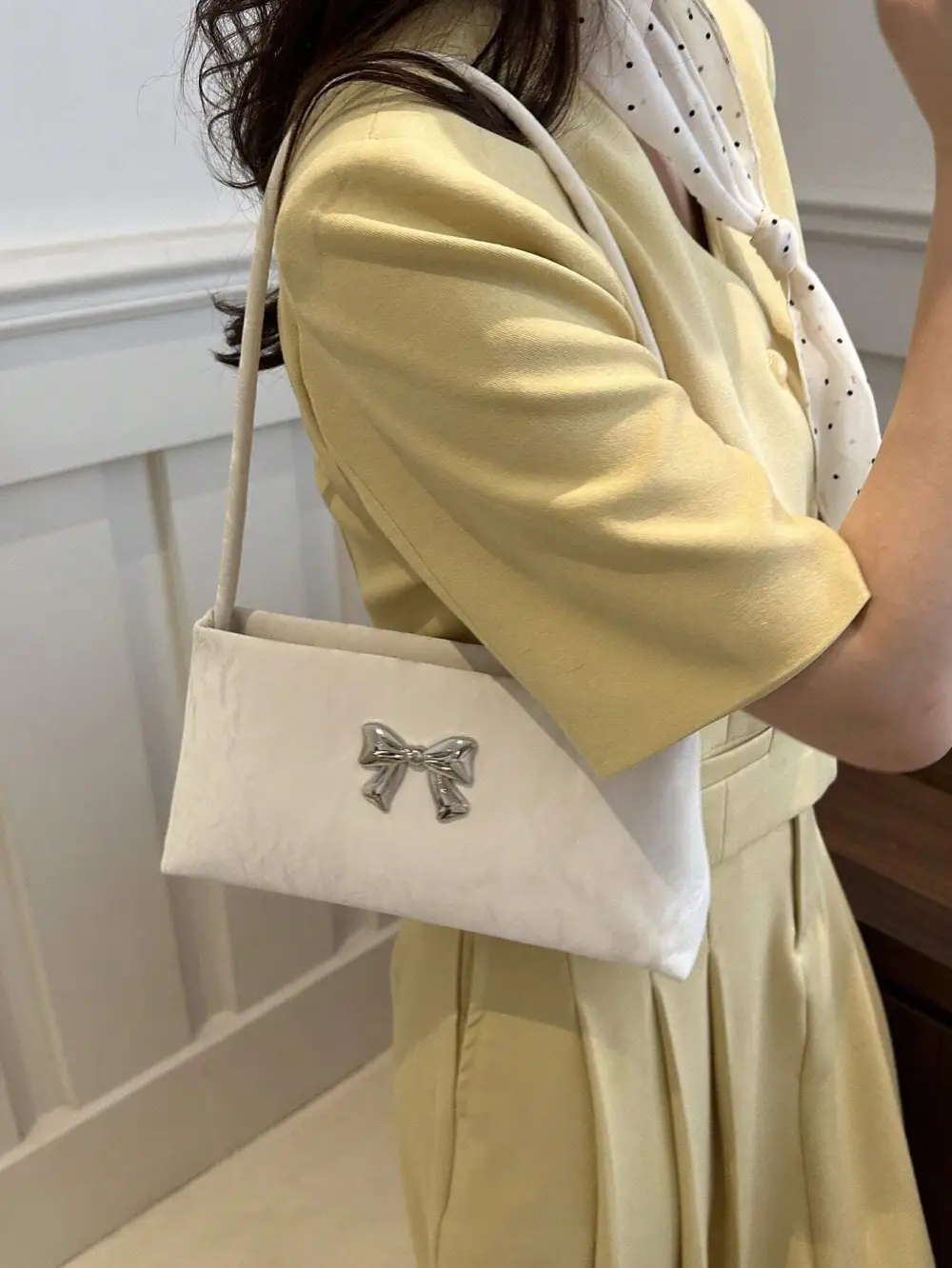 Shoulder Bag with Bow Decoration