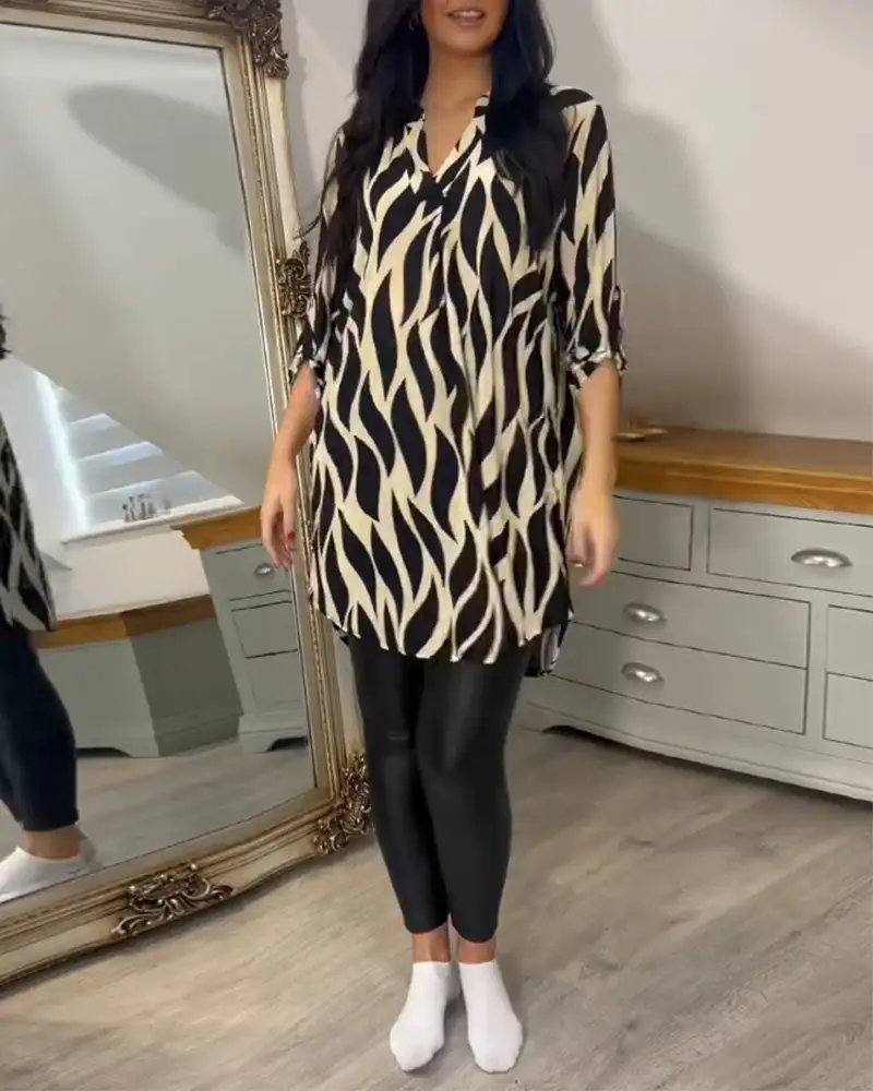 Graphic Patterned Tunic Top