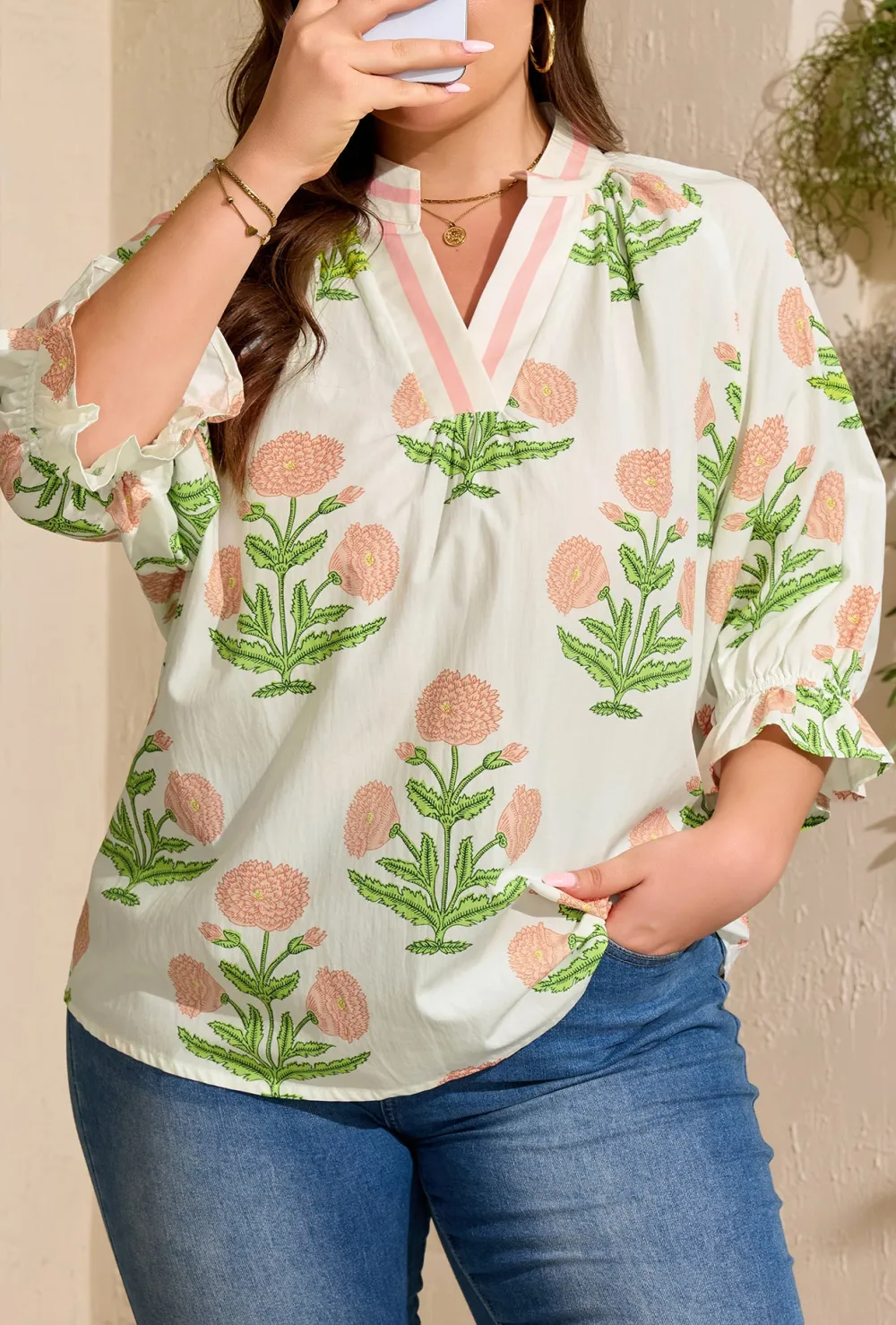 Women's Striped V Neck Contrast Trim Top