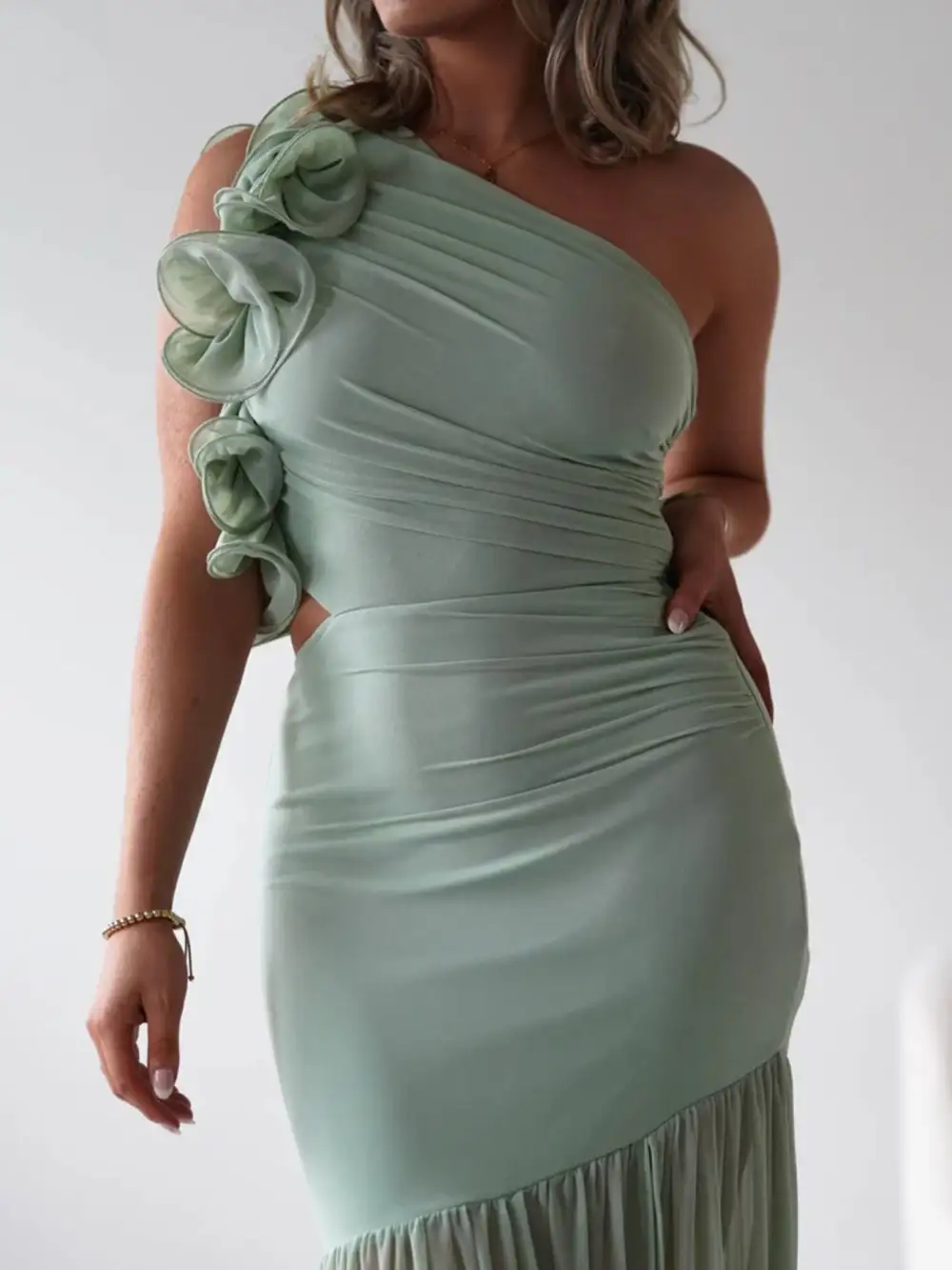 Gathered Detail Ruffle Maxi Dress