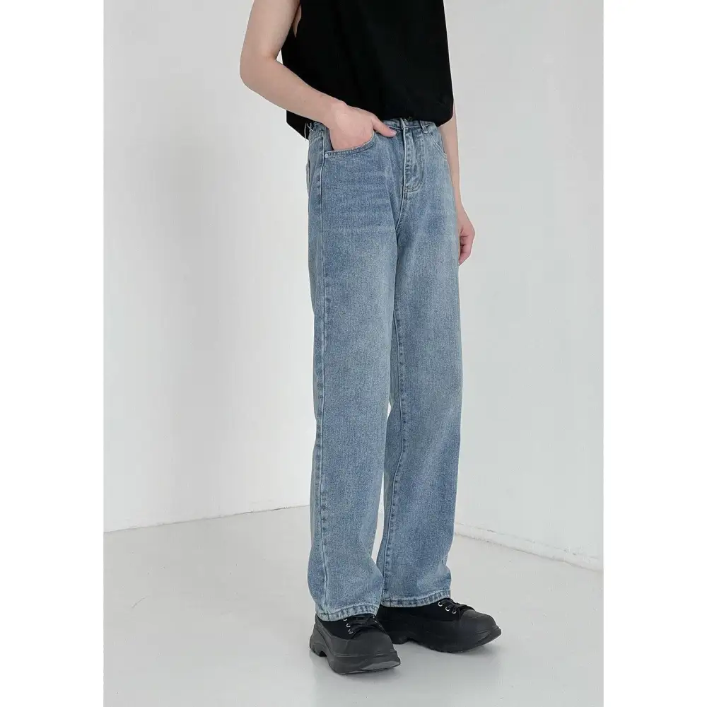 Roomy Fit Straight Leg Jeans