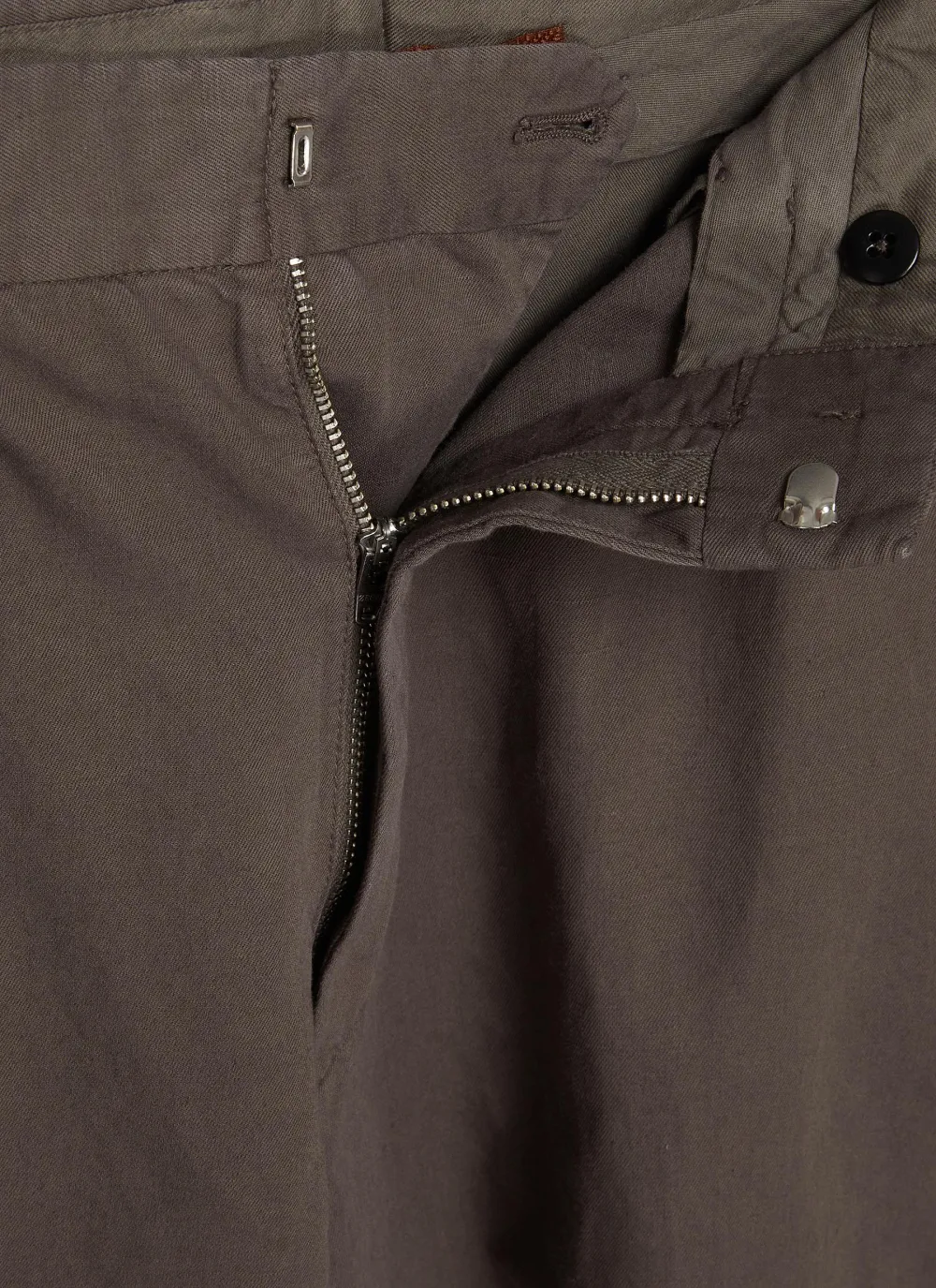 Casual Loose Breathable Dark Brown Shorts