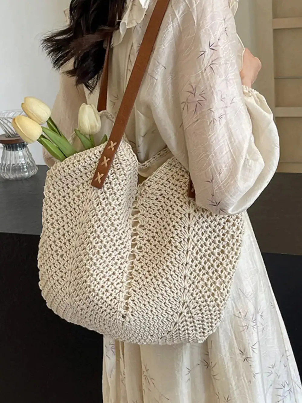 Women's Textured Crochet Knit Shoulder Bag