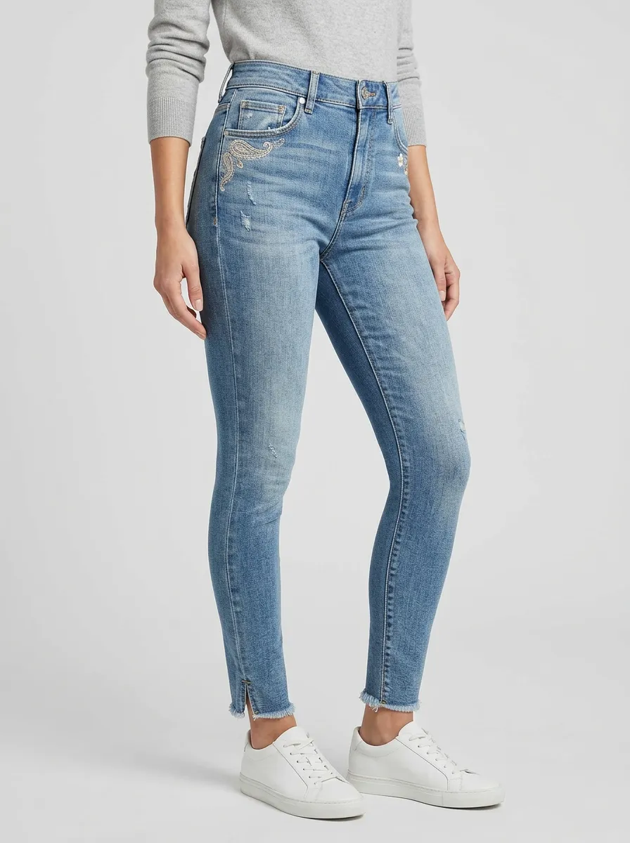 Women's Paisley Embroidery Distressed Hem Printed Slim Jeans