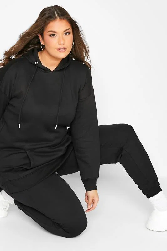 Black Overhead Hoodie detail 1