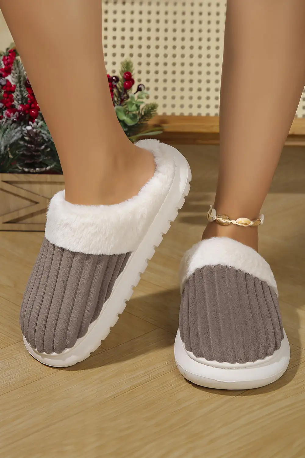 Ribbed Plush Indoor Slippers