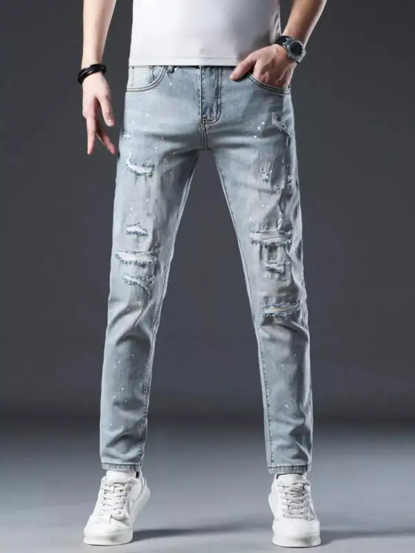 Distressed Slim Fit Jeans