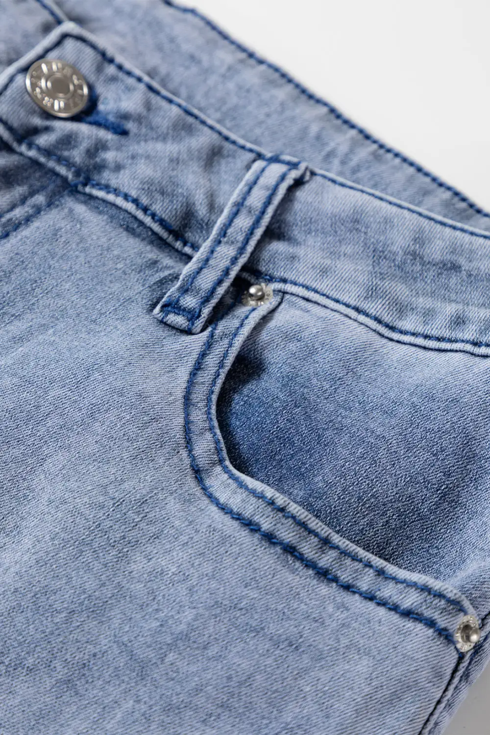 Ruched Easy Denim Jeans