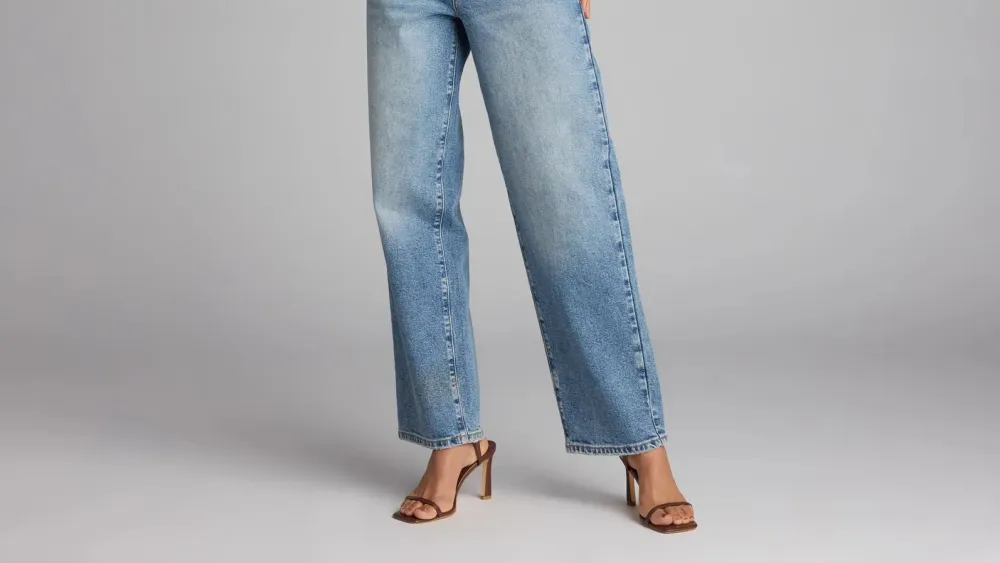 Halter Sleeveless Cropped Top