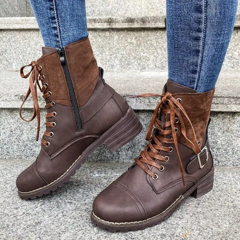 Relaxed Lace Up Block Heels Boots