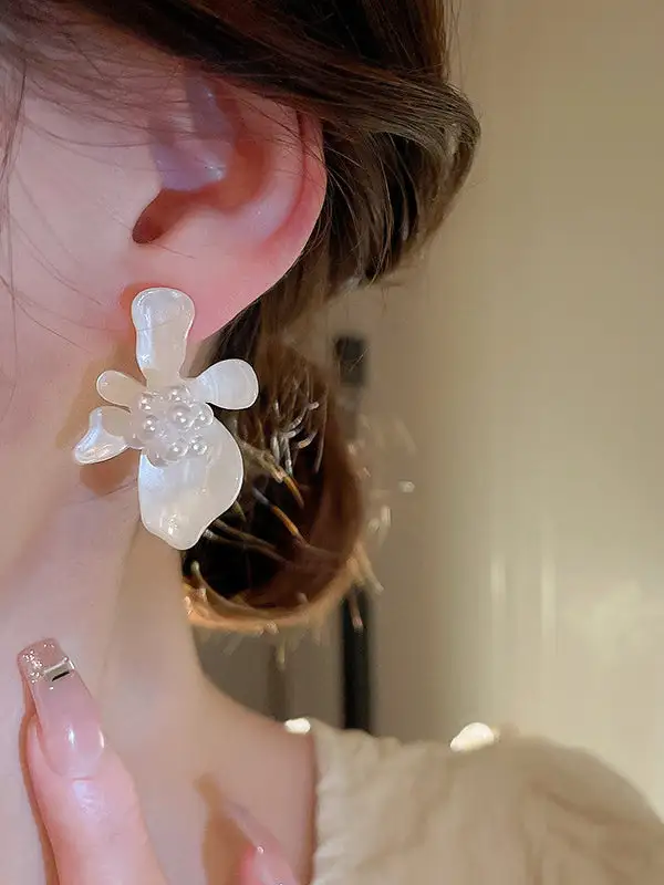 Delicate Linear Accent Earrings