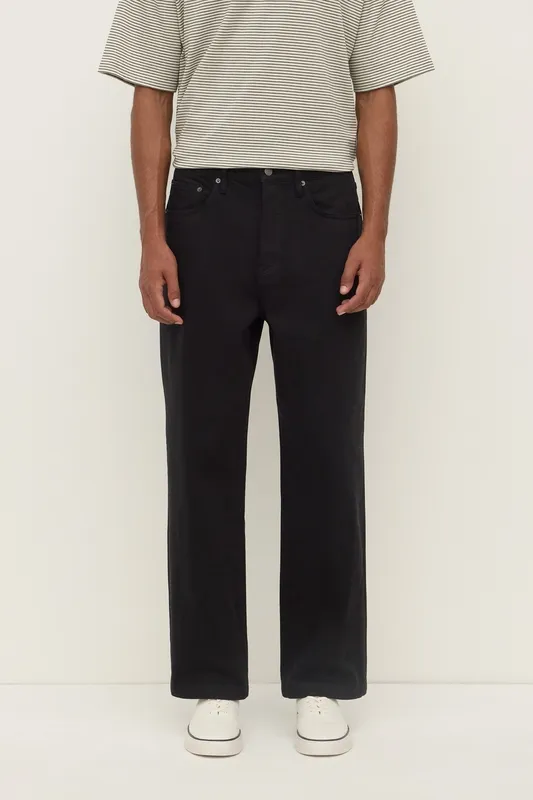 Black Relaxed Fit Jeans