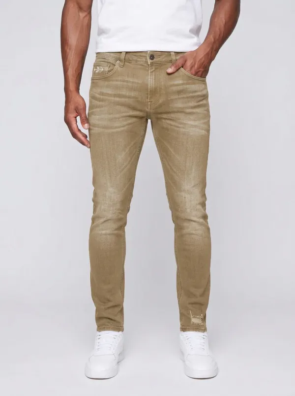 Men's Arrow Emblem Distressed Dark Wash Printed Slim-Fit Jeans