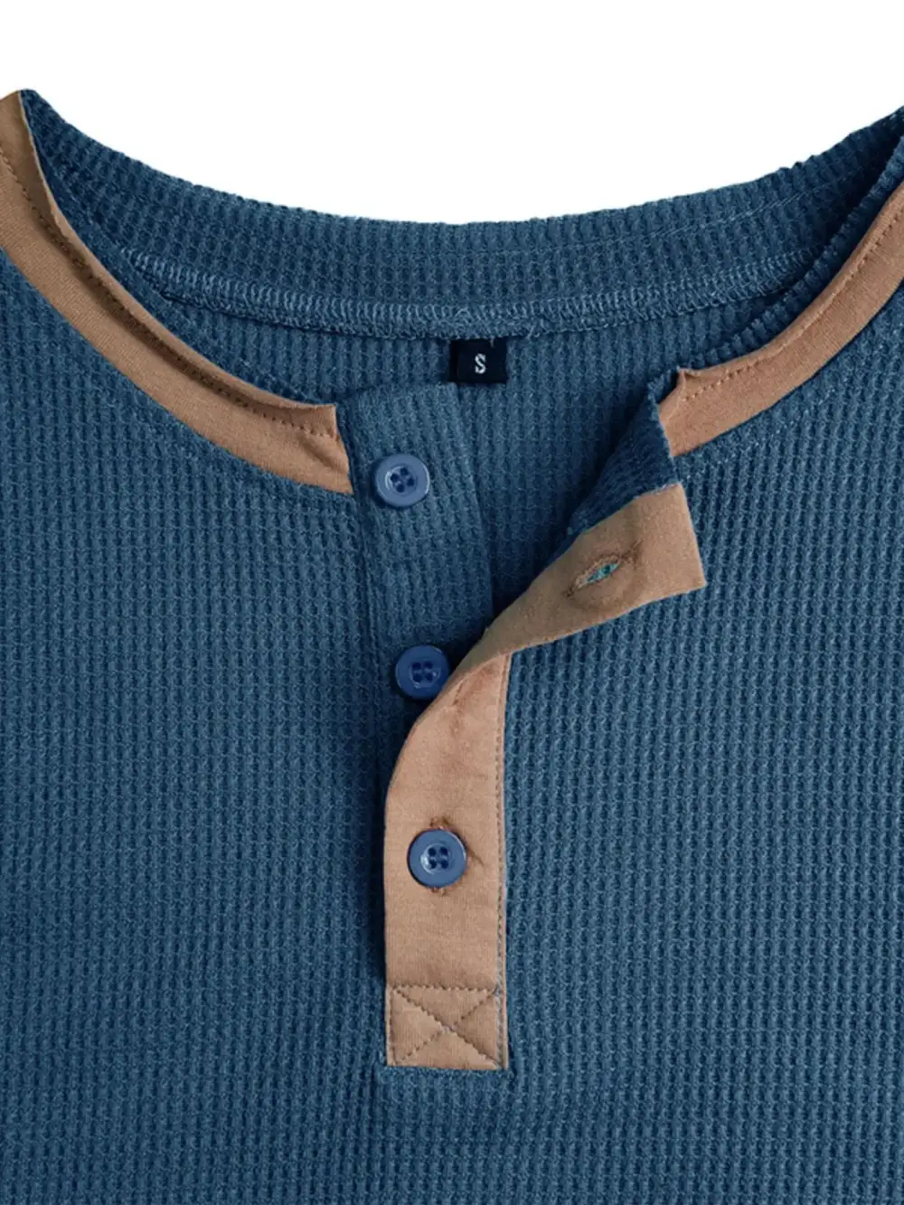 Clean Contrast Detail Collared Polo Shirt