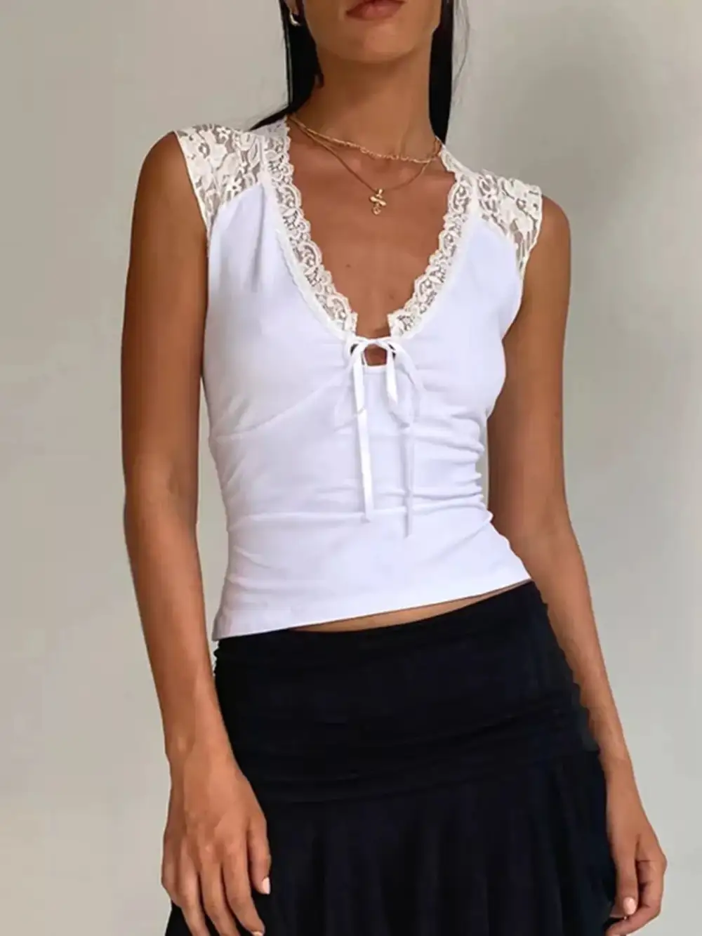 Lace Trim V Neck Sleeveless Tank Top