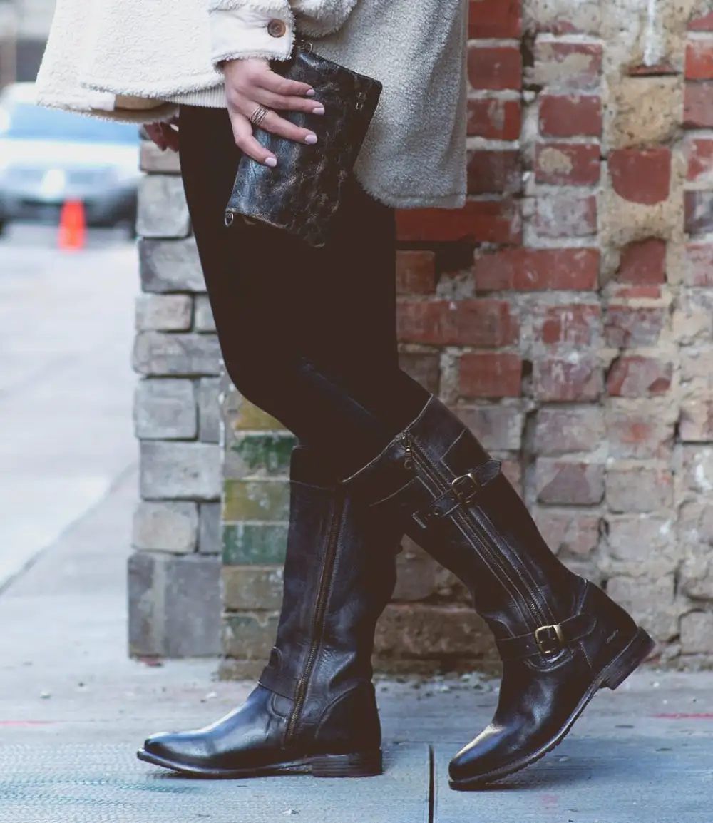 Women's Wide Calf Lug Sole Leather Heritage Knee High Boots