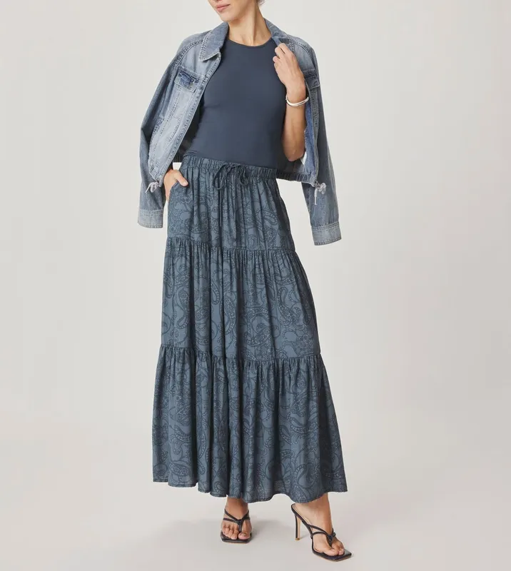 Refined Airy Paisley Skirt