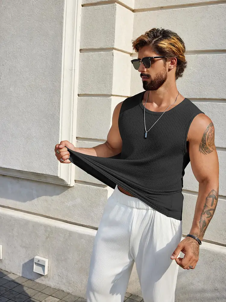 Easy Layer Muscle Cut Tank Top