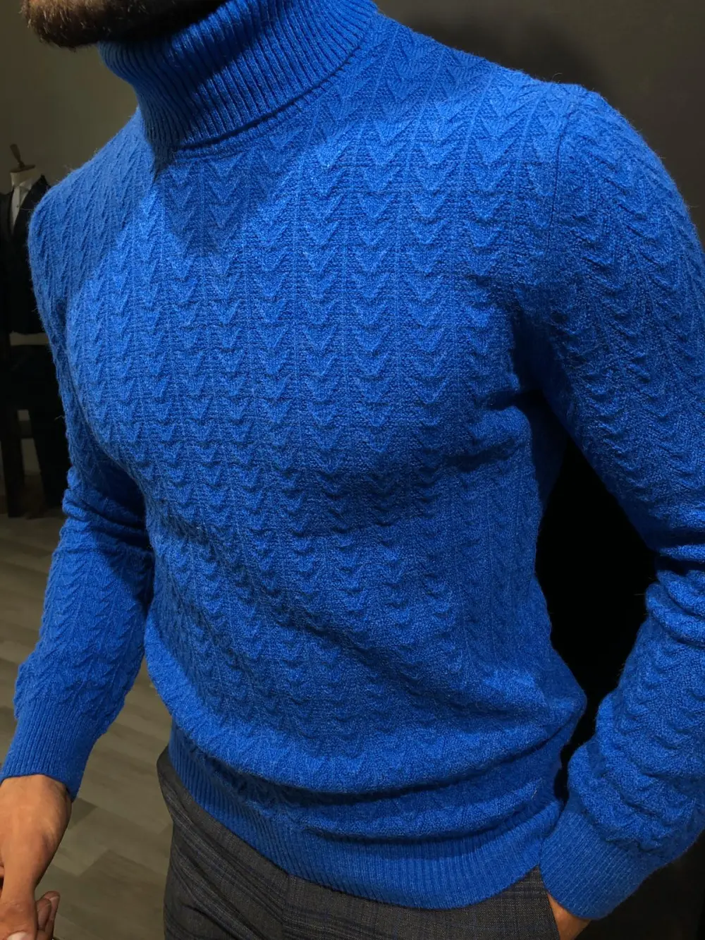 Contemporary Slim Fit Knit Turtleneck Sweater