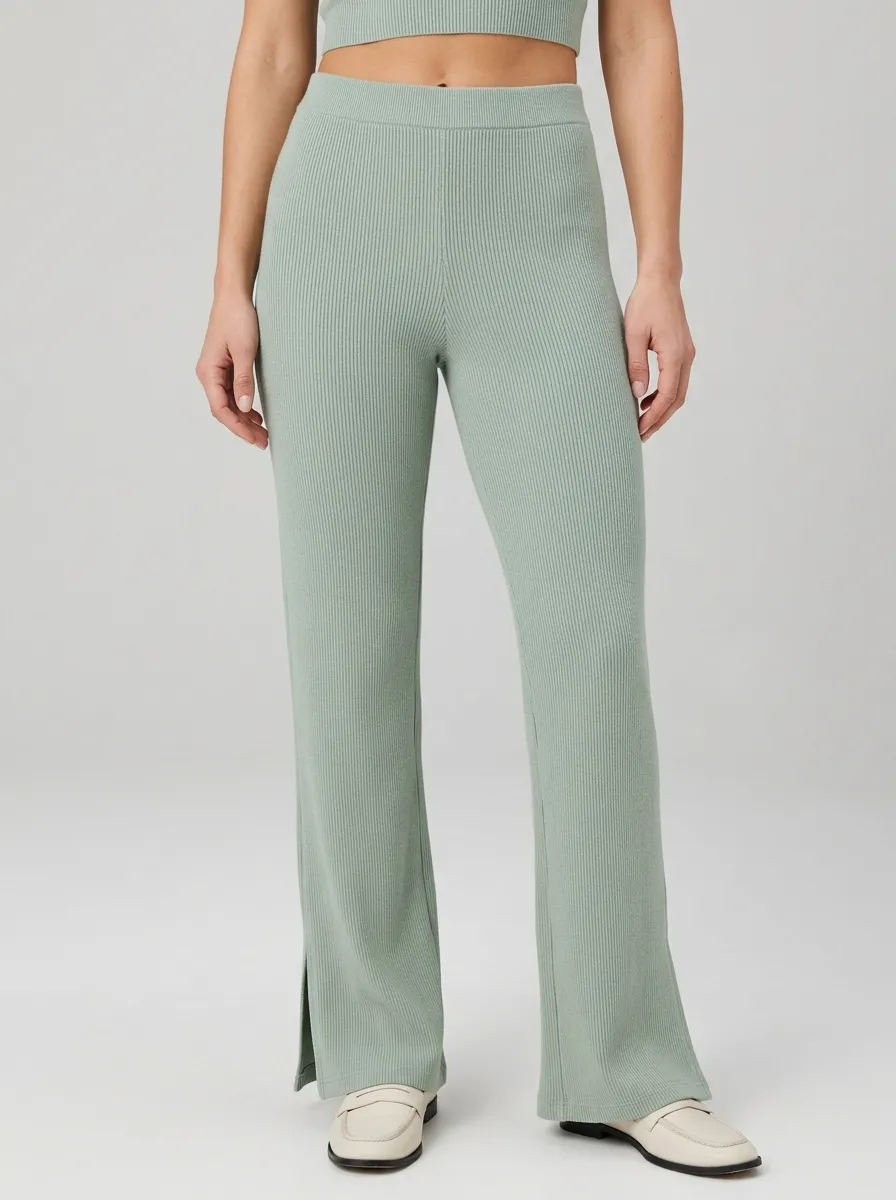 Women's Active Split-Hem Ribbed Sport Pants