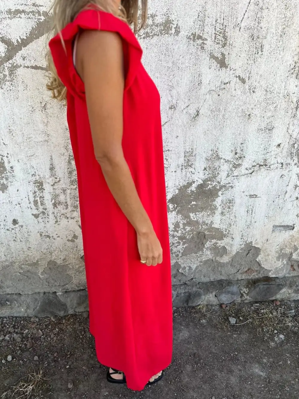 Plus Size V Neck Cap Sleeve Accessory