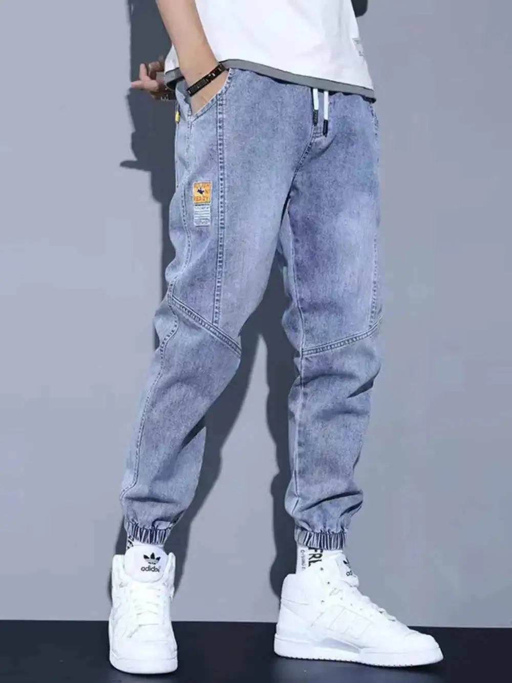 Slim Fit Wash Jeans