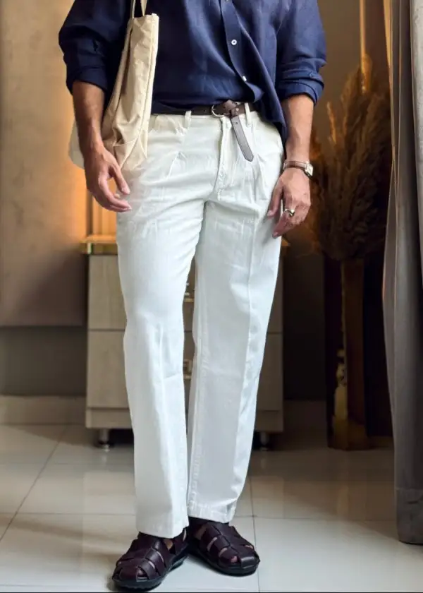 Classic Pleated Jeans