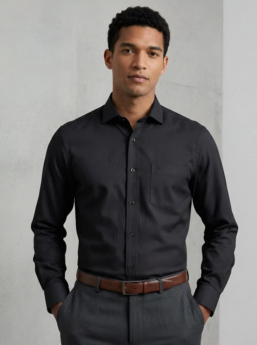 Men's Non-Iron Cotton Compass Logo Embroidered Dress Shirt
