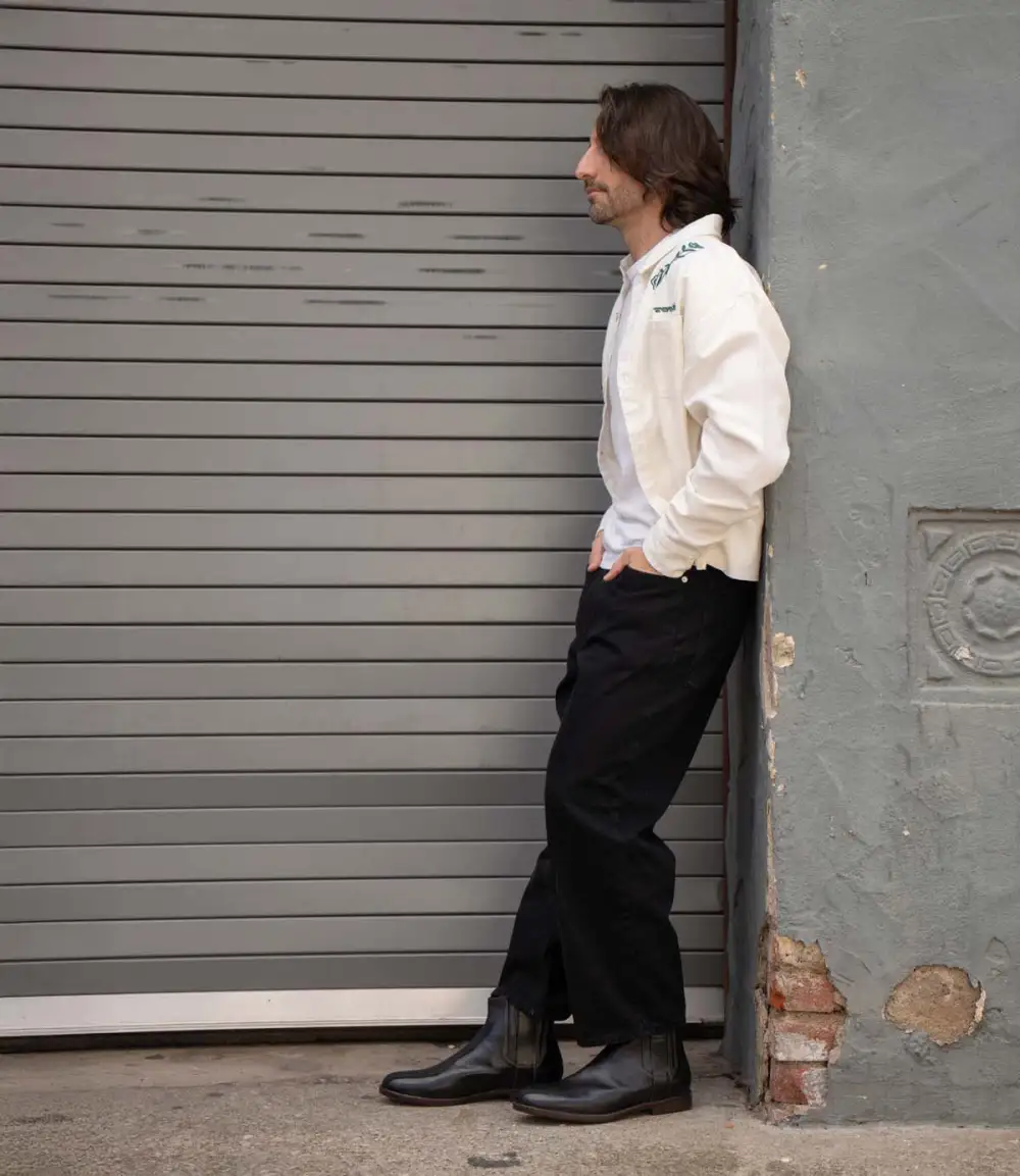 Streamlined Pull-Tab Stretch-Side Chelsea Boots