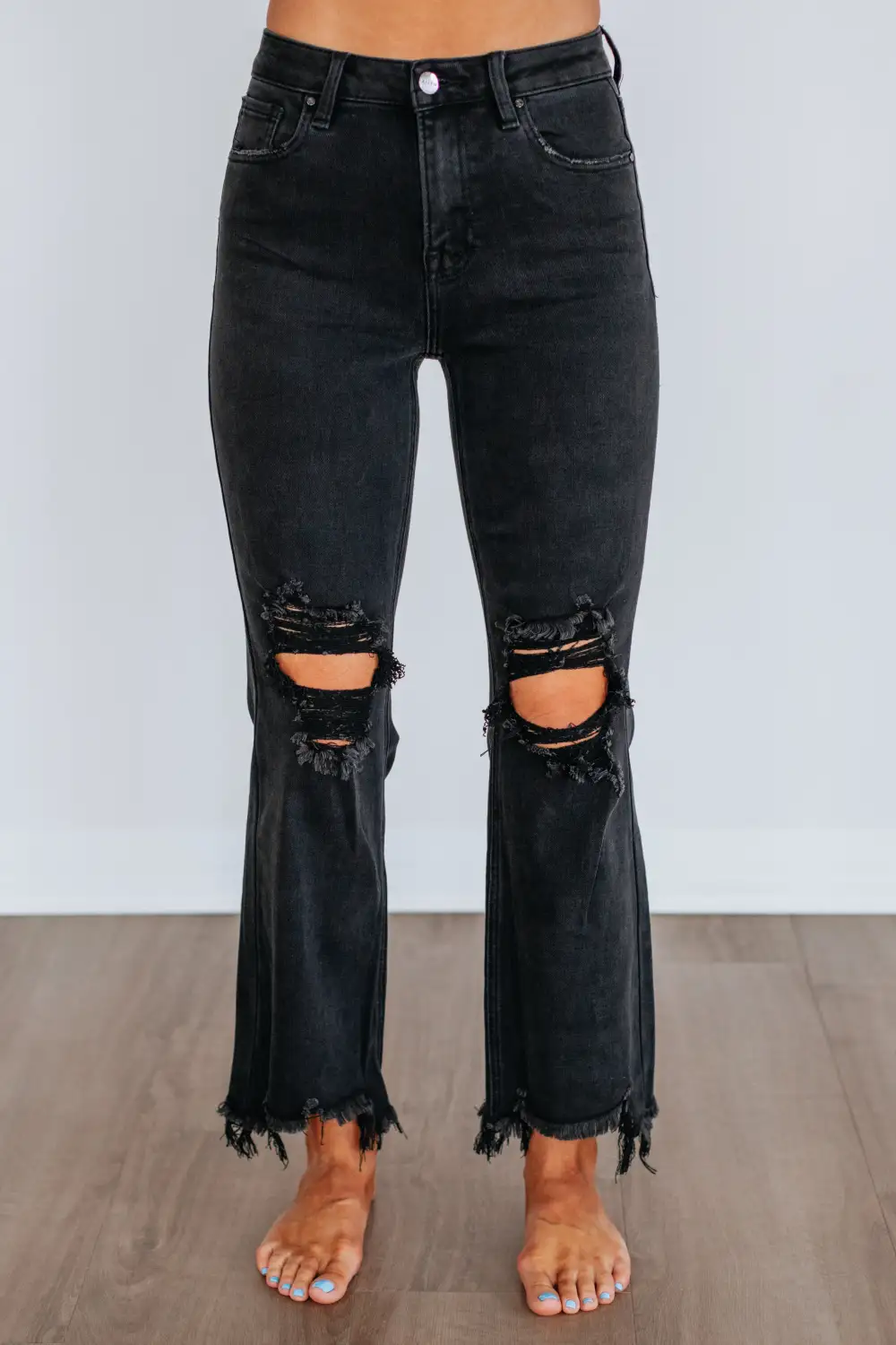 Distressed Cropped Straight Leg Jeans