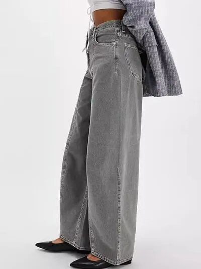 Natural Drape Flap Pocket Denim Jeans
