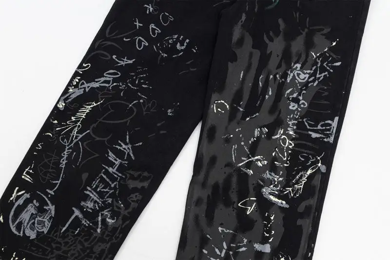 Wide-Leg Graphic-Print Jeans