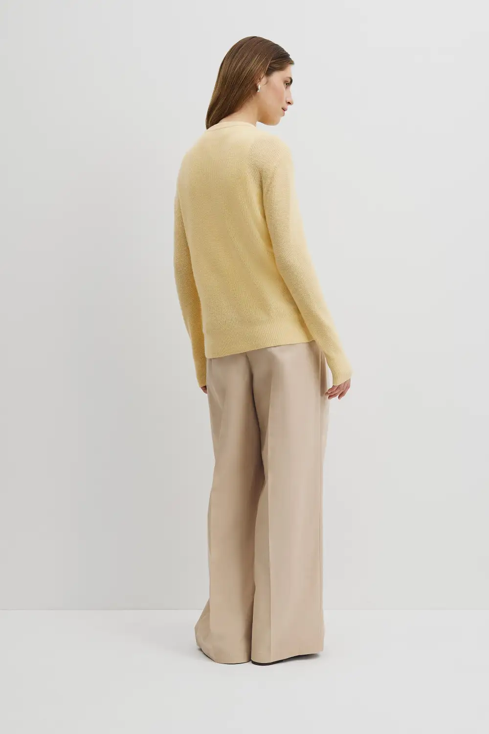 Women's Modern Crew Neck Sweater